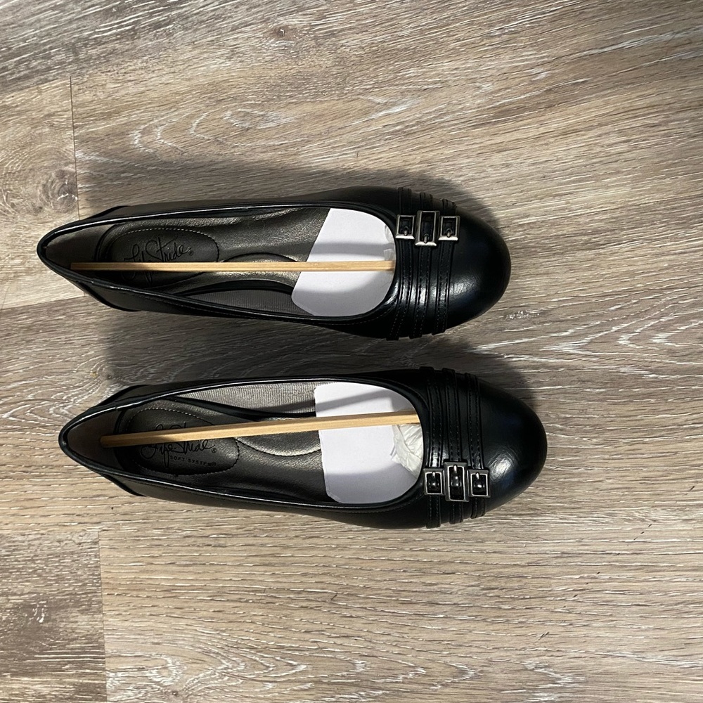 Lifestride Furrow Black flats